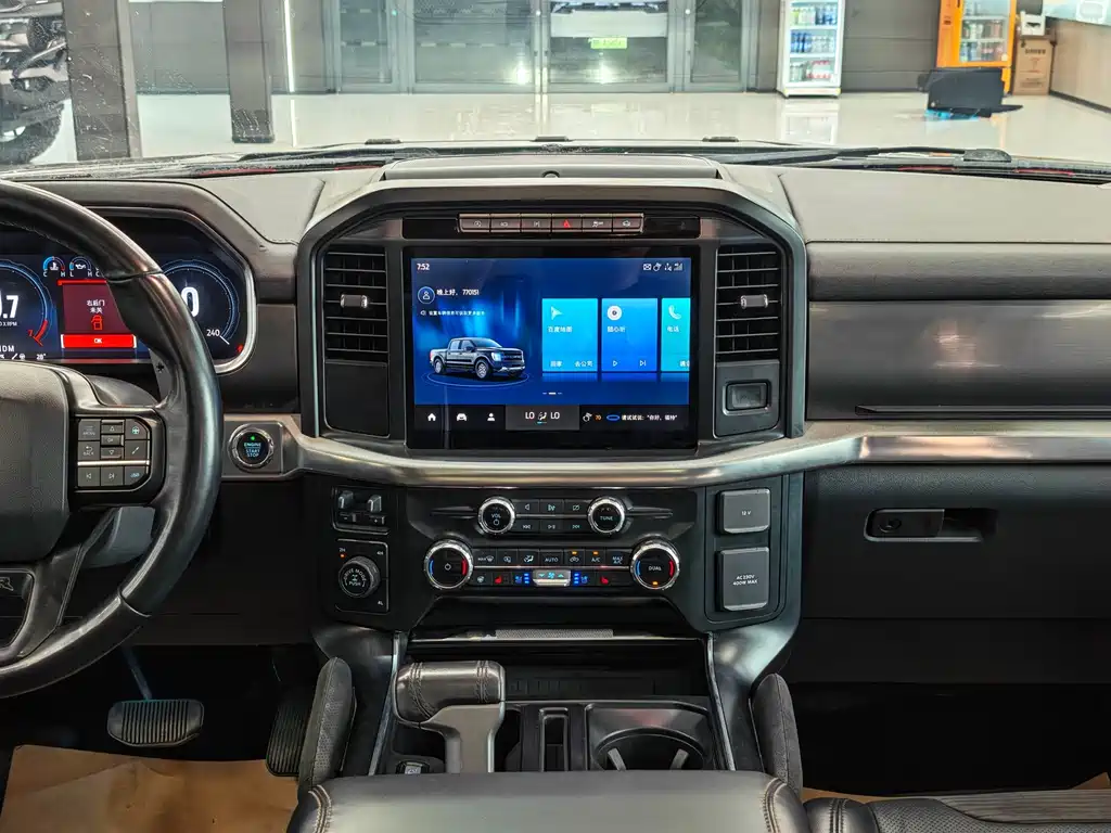 Ford F-150 Raptor — миниатюра 7