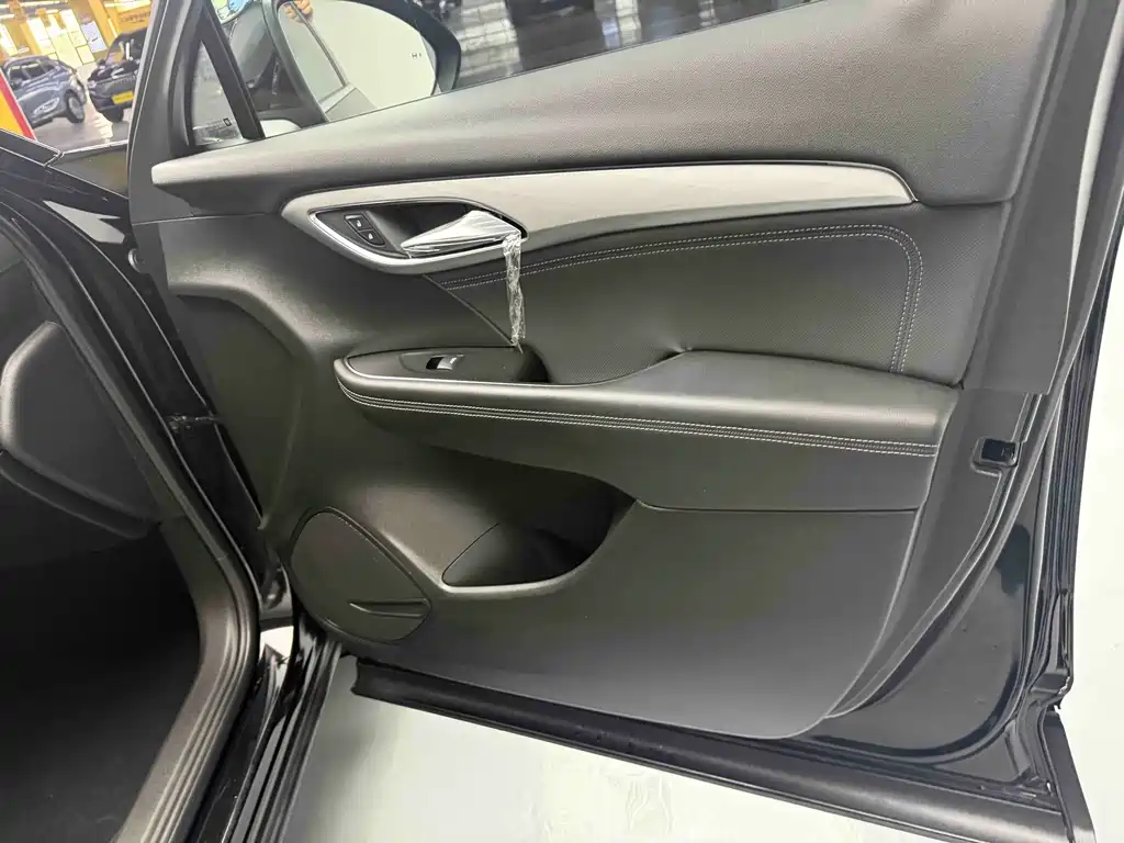 Buick Envision Plus Plus 2025 Plus 28T Platinum