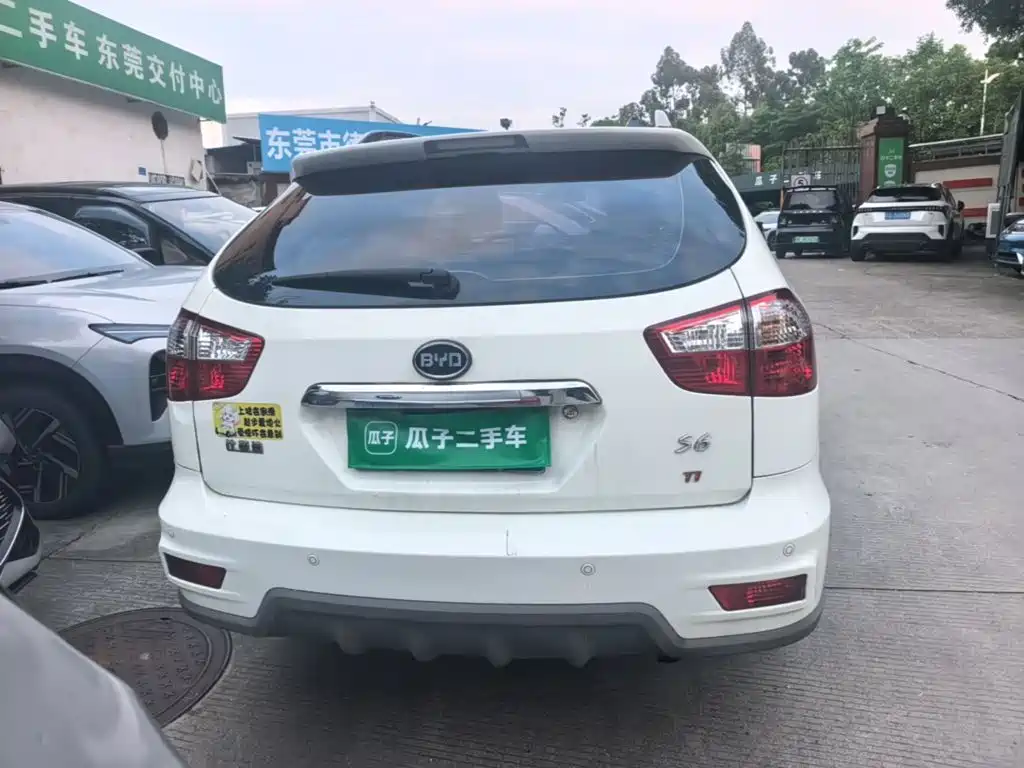BYD S6 — миниатюра 6
