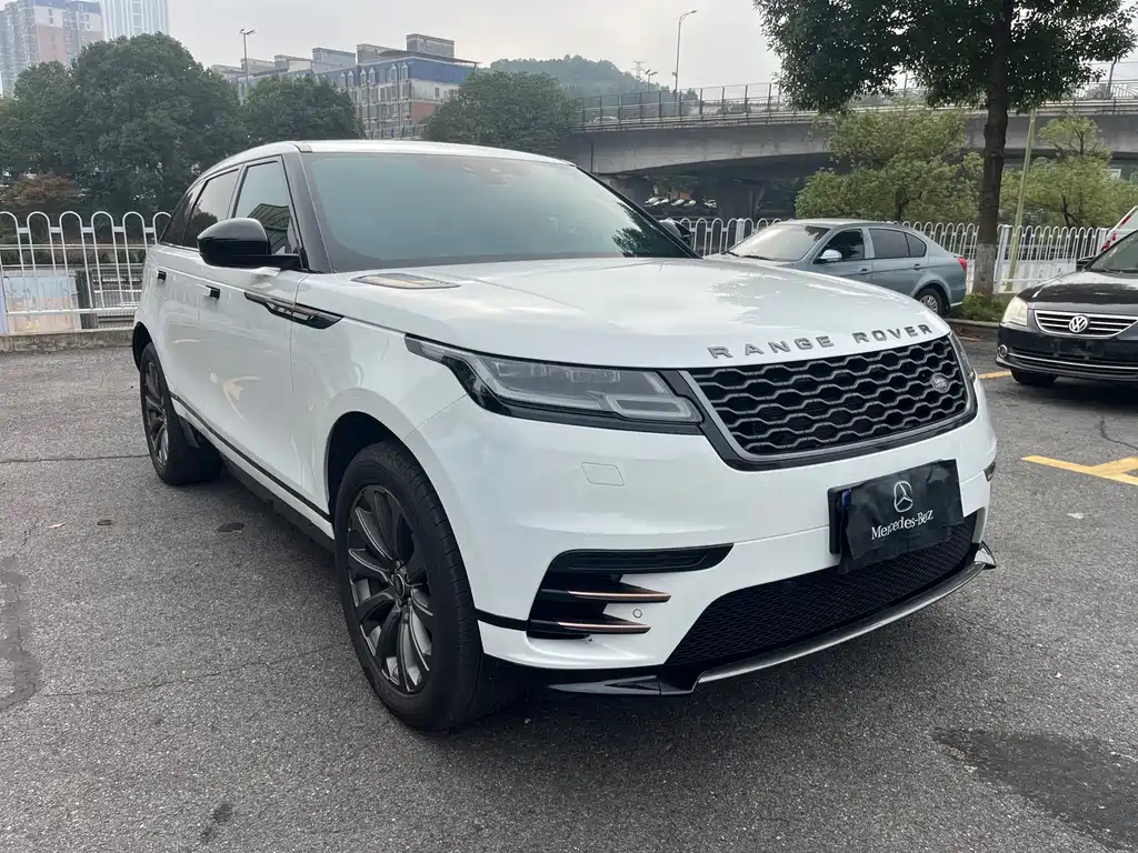 Land Rover Velar — миниатюра 3