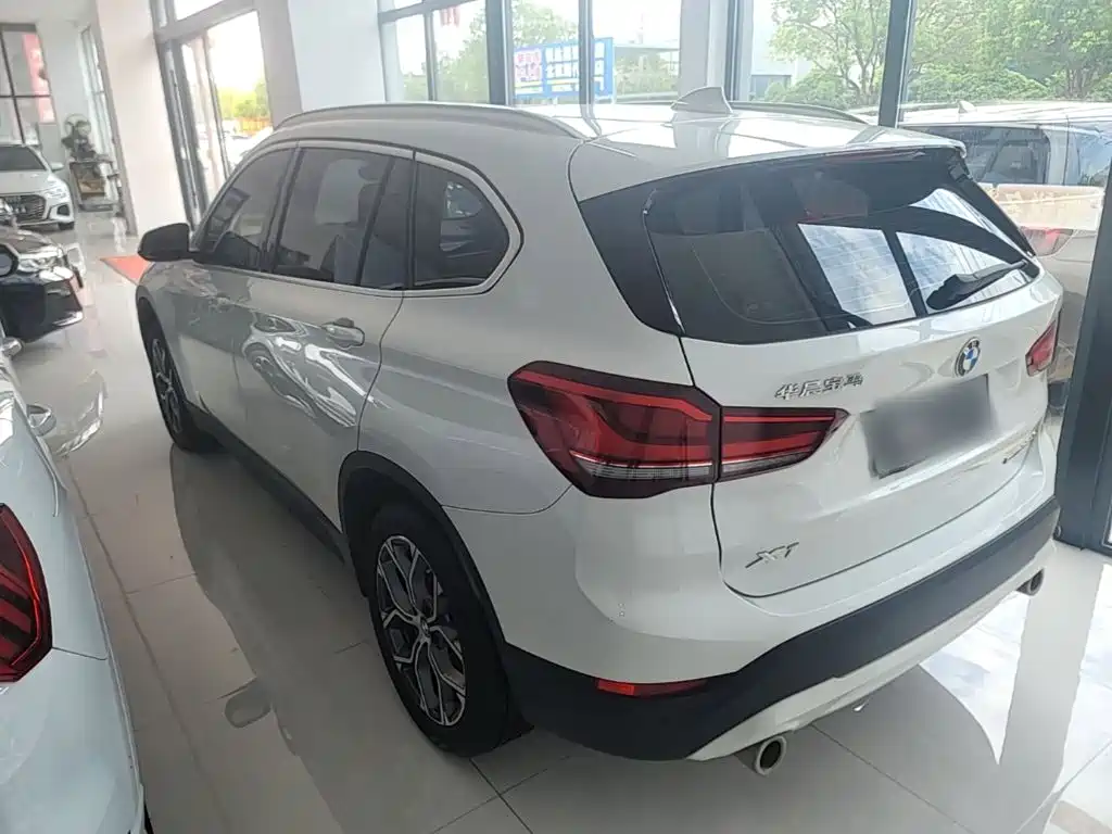 BMW X1 — миниатюра 5