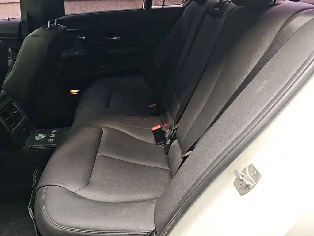 BMW 3 Series — миниатюра 17