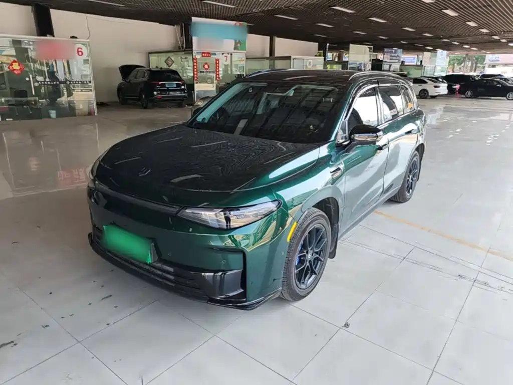 Leapmotor C10