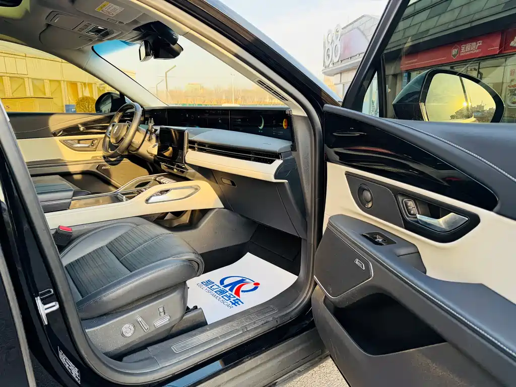 Lincoln Nautilus 2023 2.0T