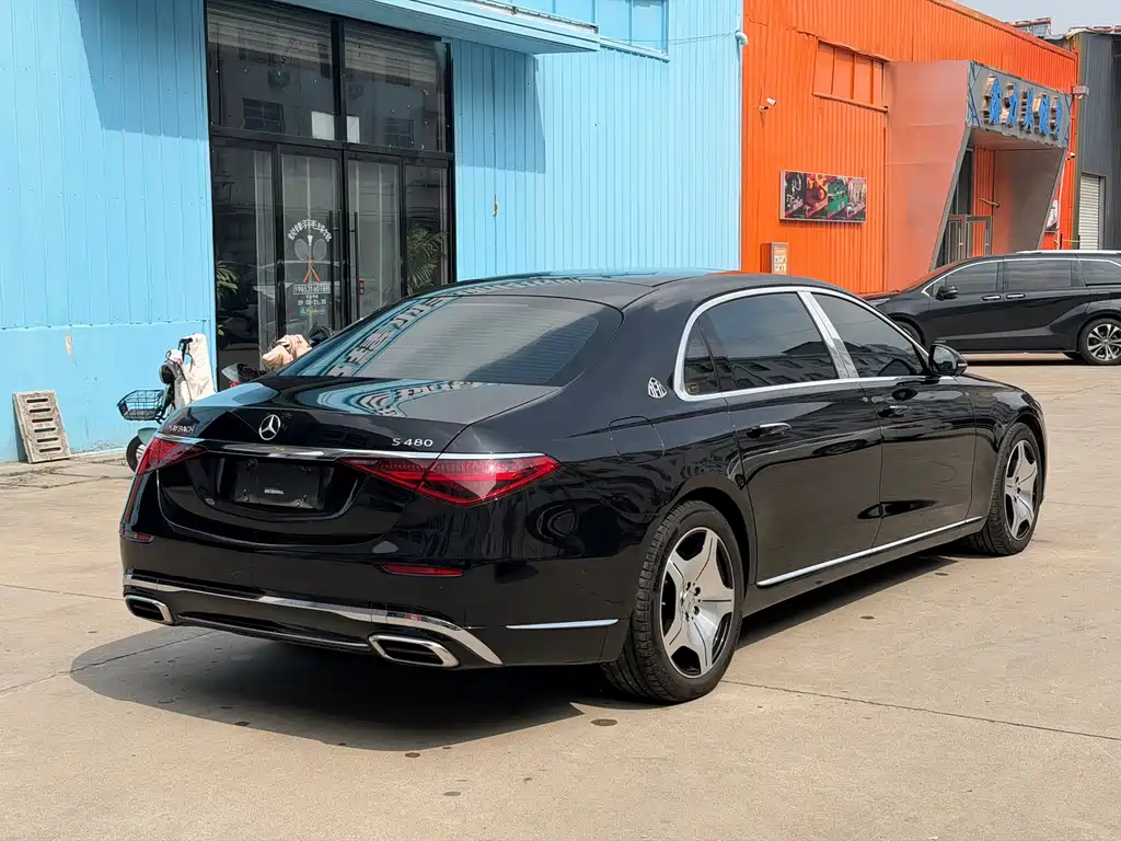 Mercedes-Benz S-Class — миниатюра 6