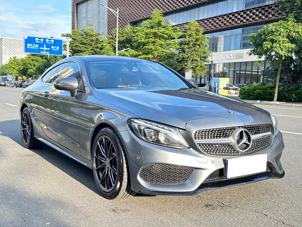 Mercedes-Benz C-Class (Import) — миниатюра 3