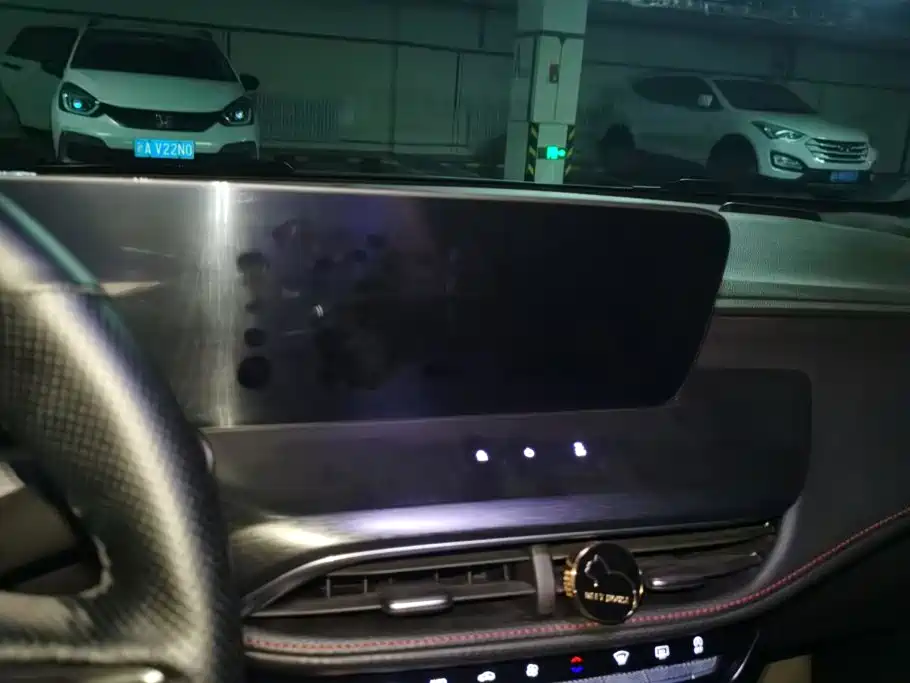Buick Verano — миниатюра 13
