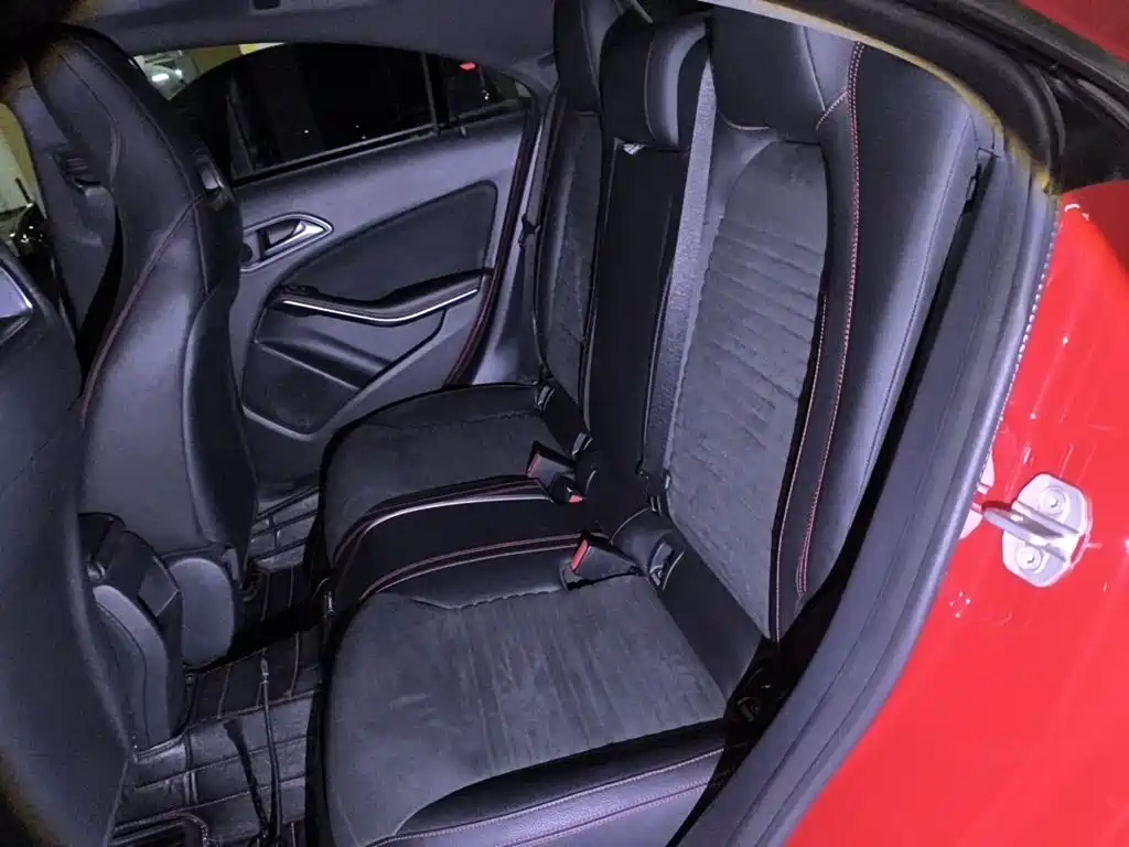 Mercedes-Benz CLA (Import) — миниатюра 15