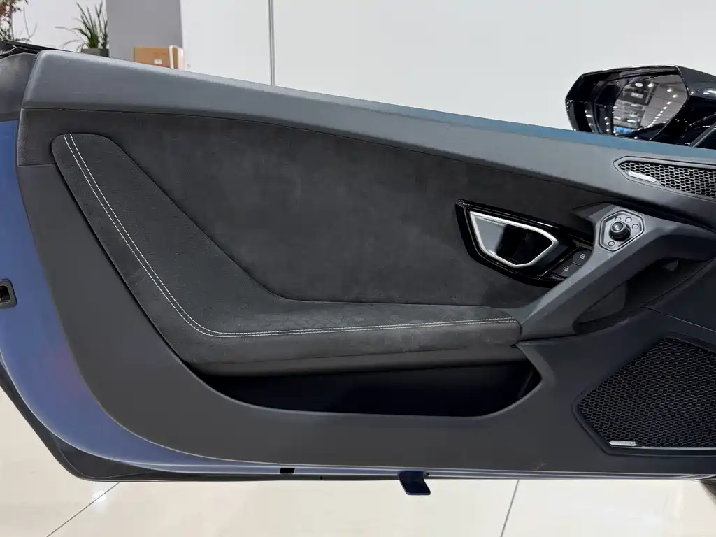 Lamborghini Huracán — миниатюра 12