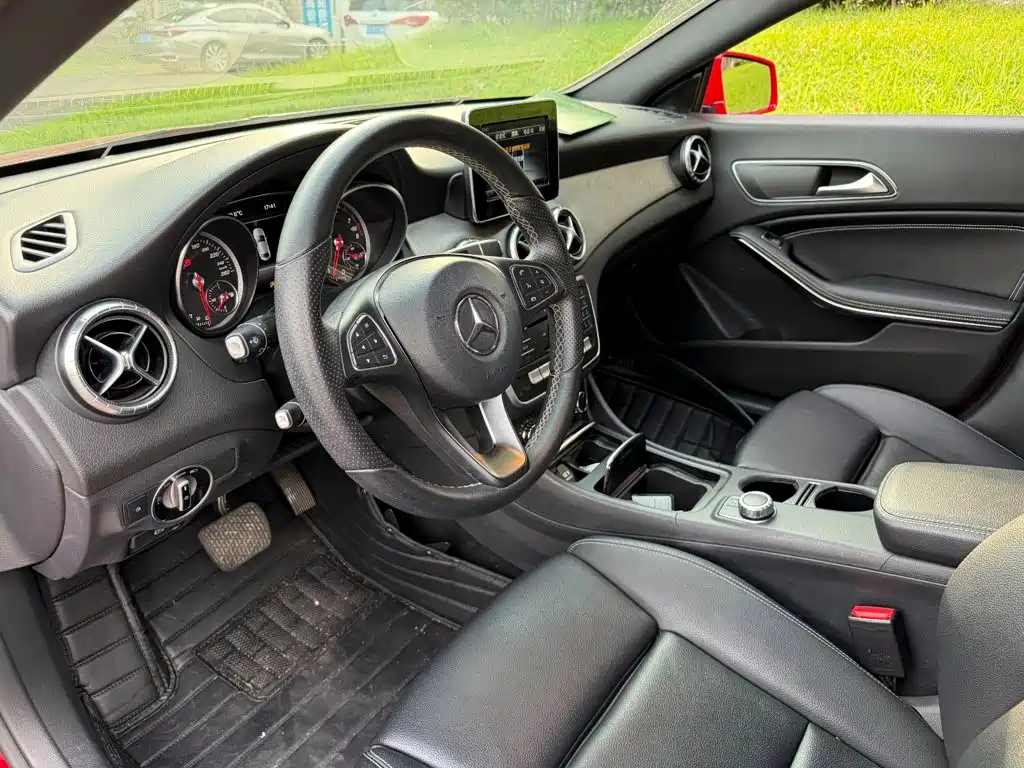 Mercedes-Benz CLA (Import) — миниатюра 7