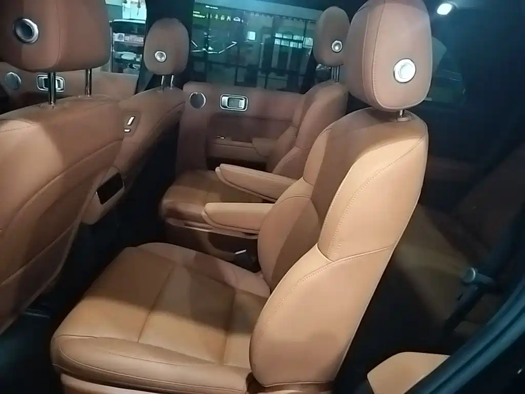 Li Auto Li L8 — миниатюра 17