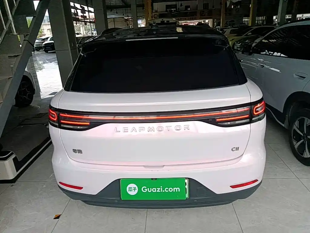 Leapmotor Leapmotor C11 — миниатюра 6