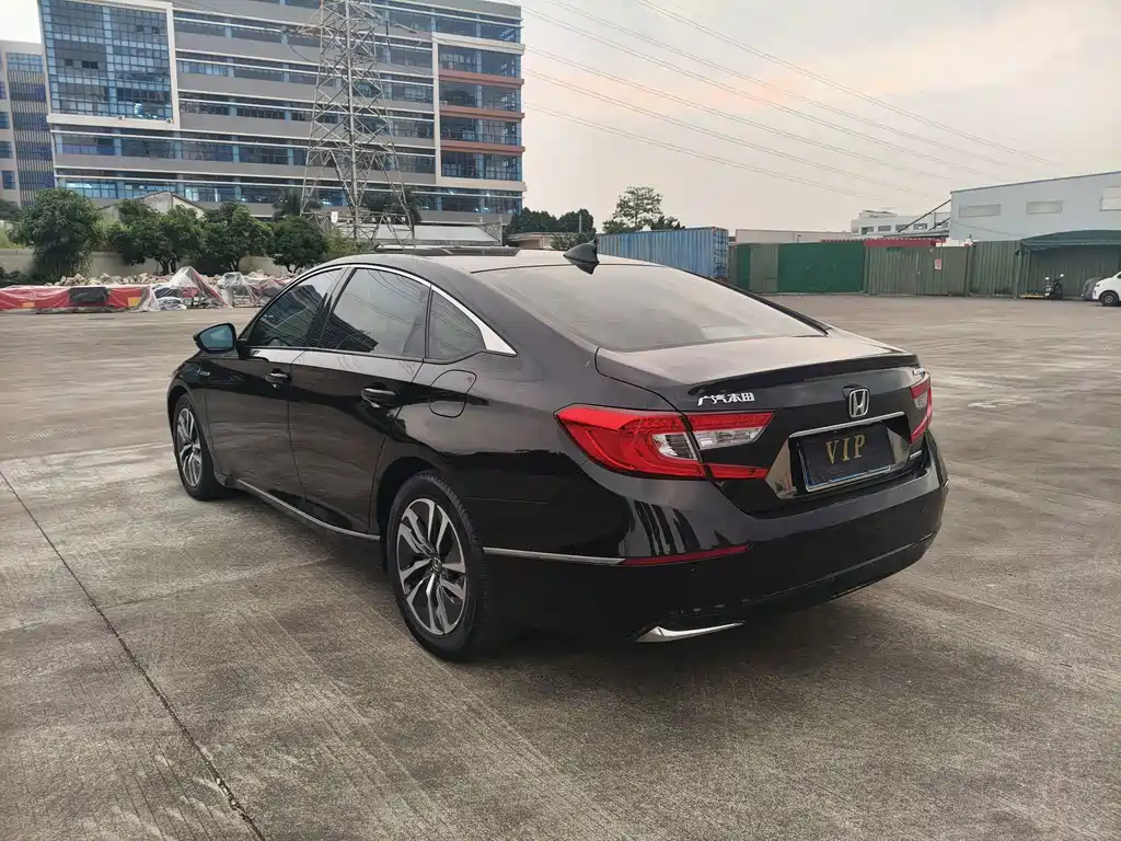 Honda Accord — миниатюра 4