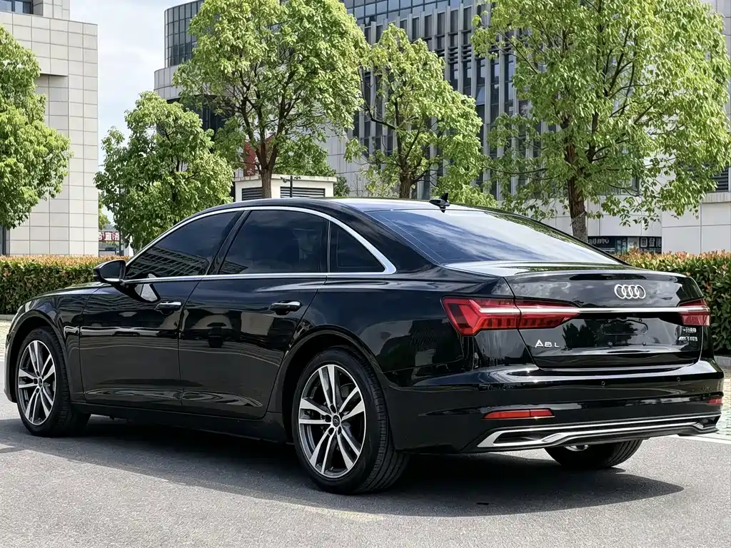 Audi A6L — миниатюра 9