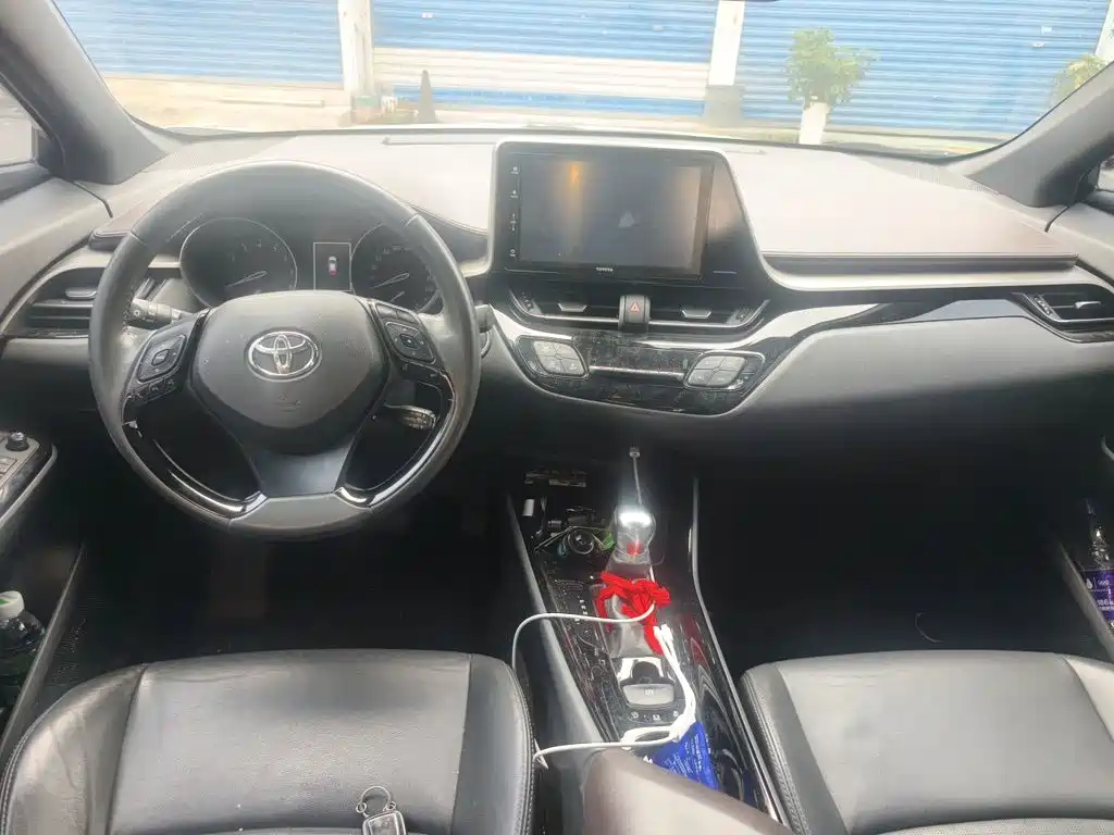 Toyota IZOA — миниатюра 13