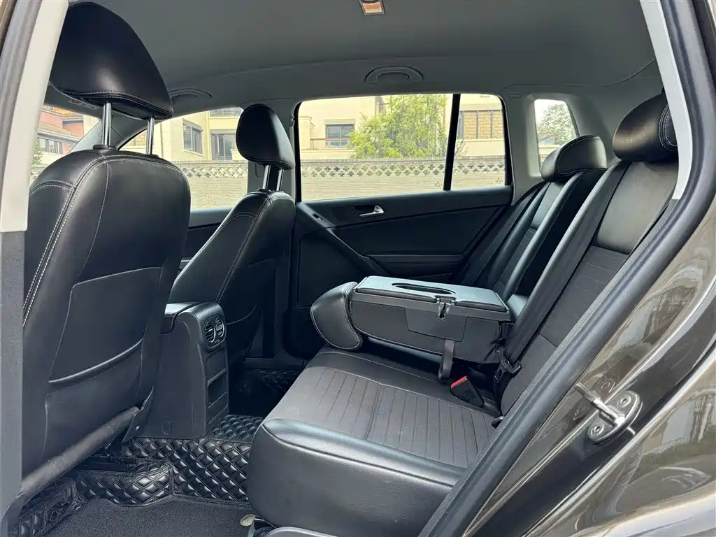 Volkswagen Tiguan — миниатюра 5