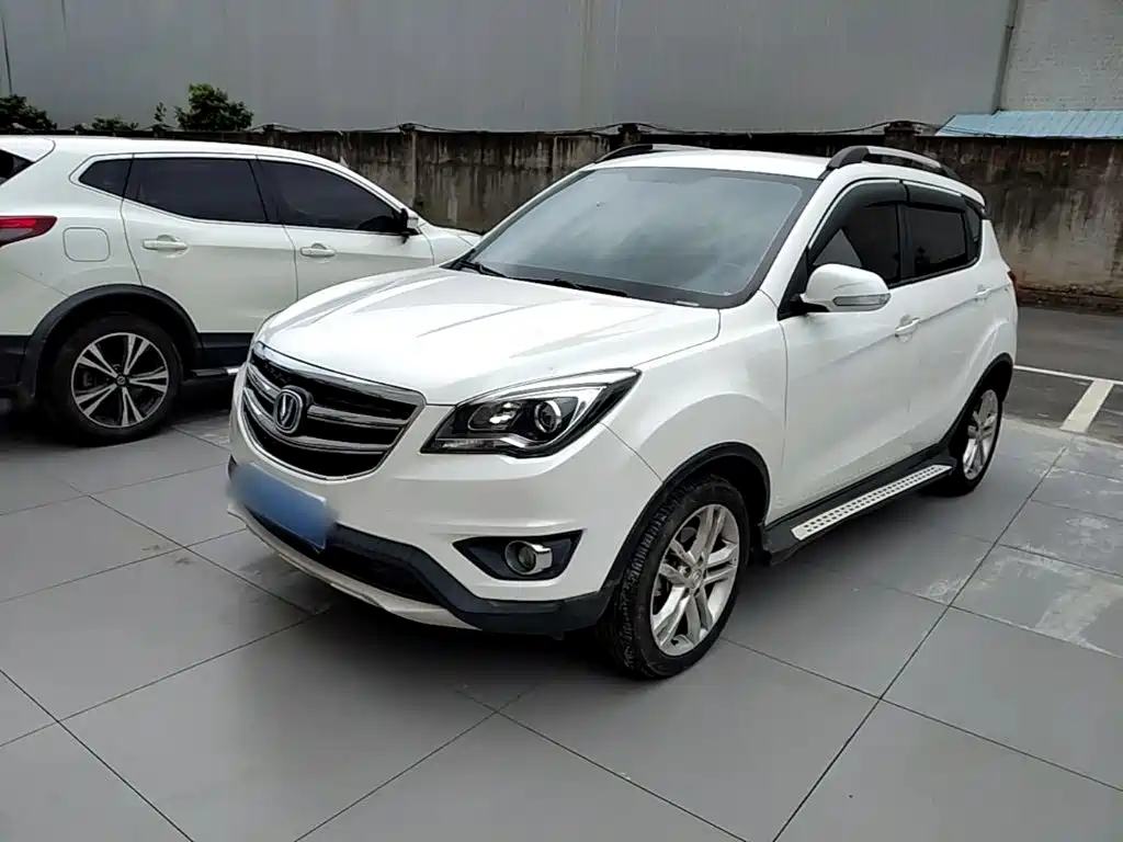 Changan CS35 — миниатюра 2