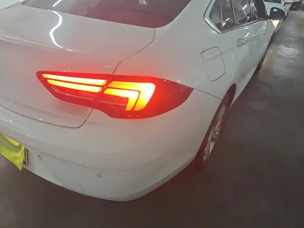 Buick Regal — миниатюра 8