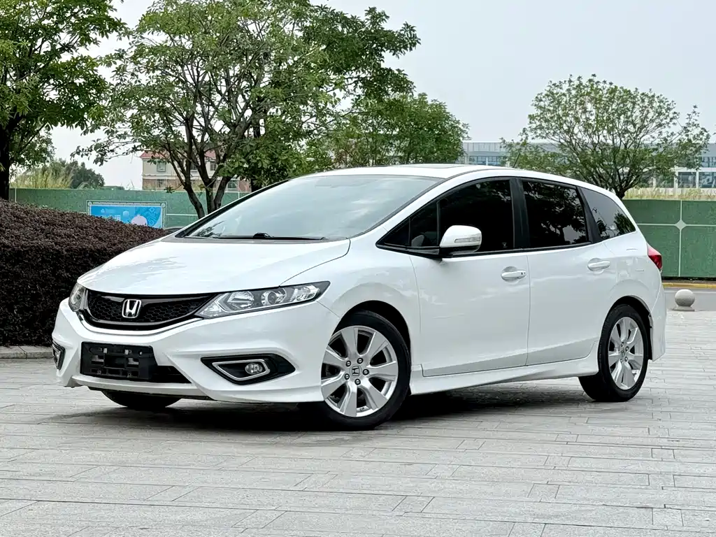 Honda Jade 2016