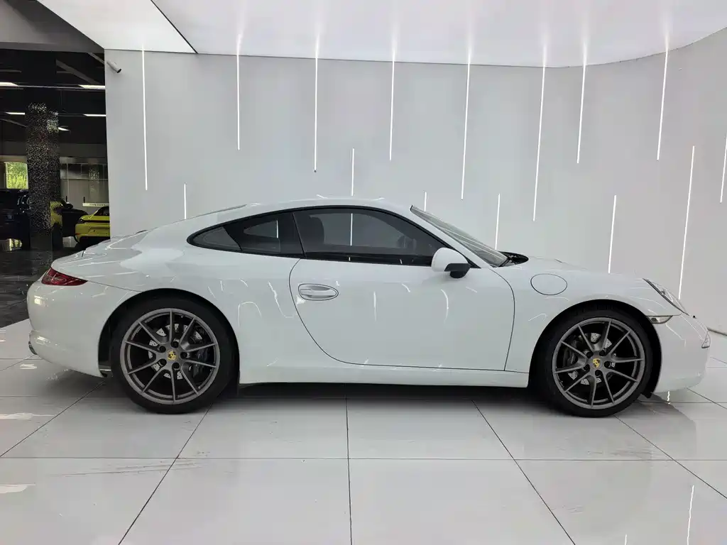 Porsche 911 — миниатюра 3