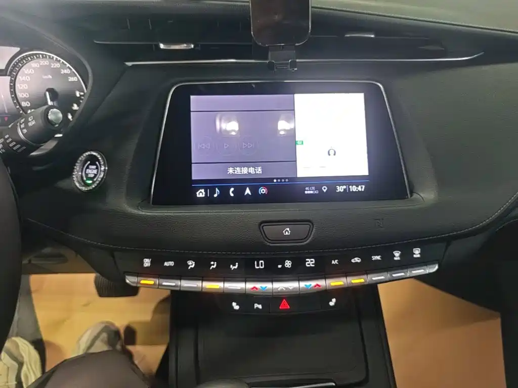 Cadillac XT4 — миниатюра 13