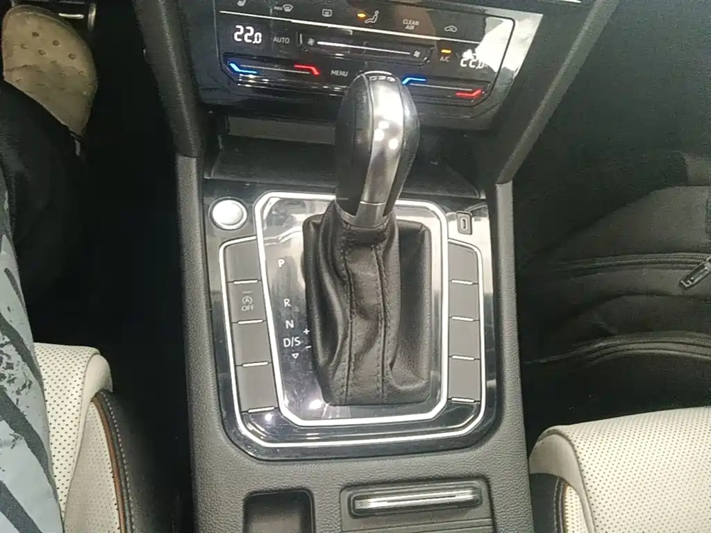 Volkswagen Magotan — миниатюра 14