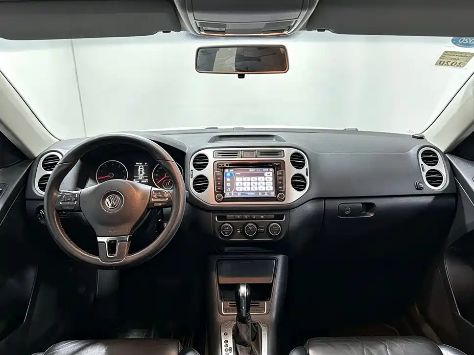 Volkswagen Tiguan — миниатюра 10