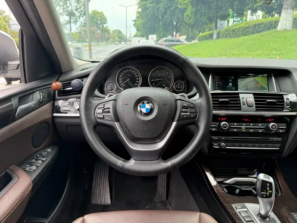 BMW X4 — миниатюра 14