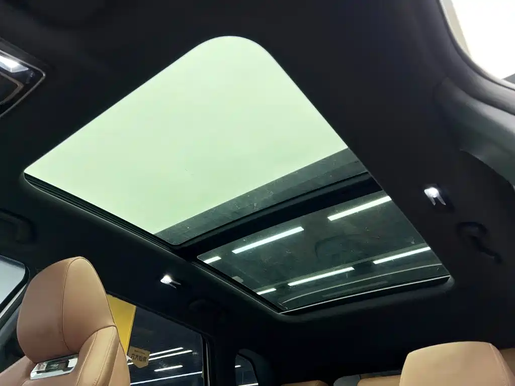 Changan UNI-Z New Energy — миниатюра 17