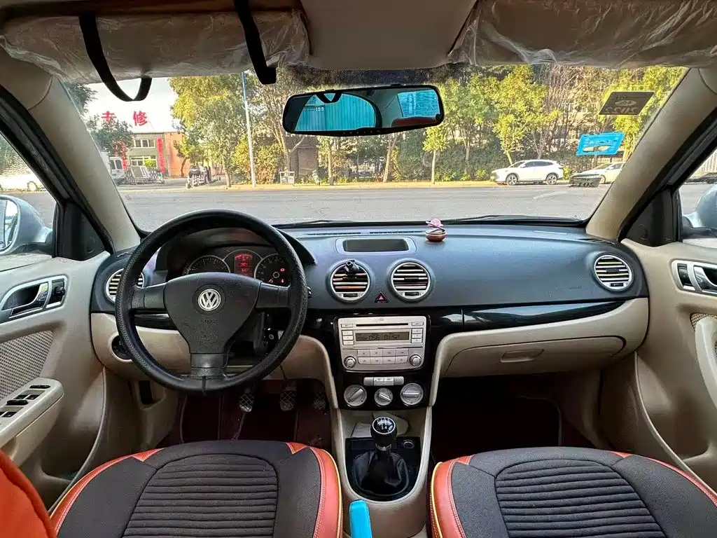 Volkswagen Lavida — миниатюра 5