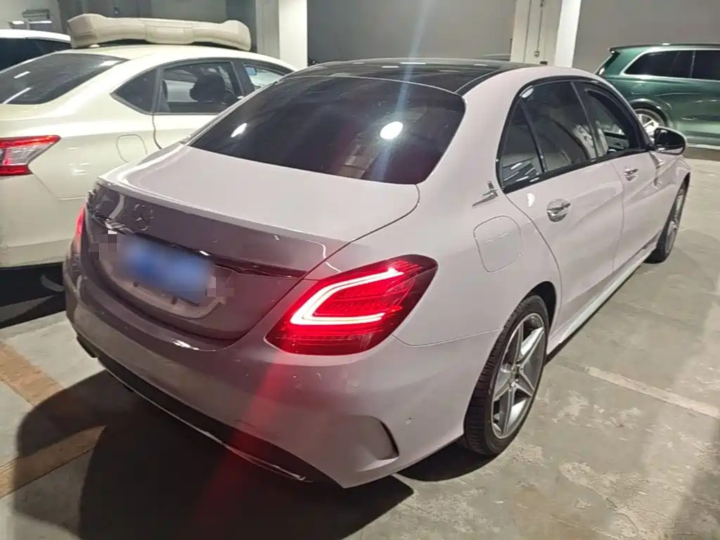 Mercedes-Benz C-Class — миниатюра 7