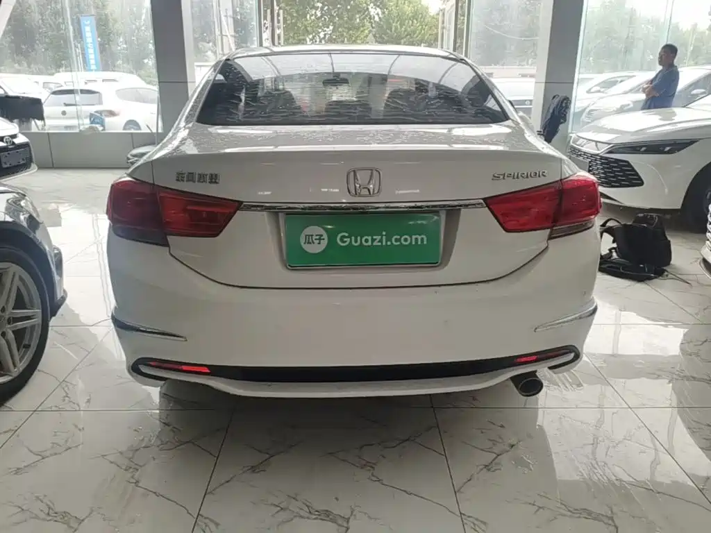 Honda Spirior — миниатюра 6