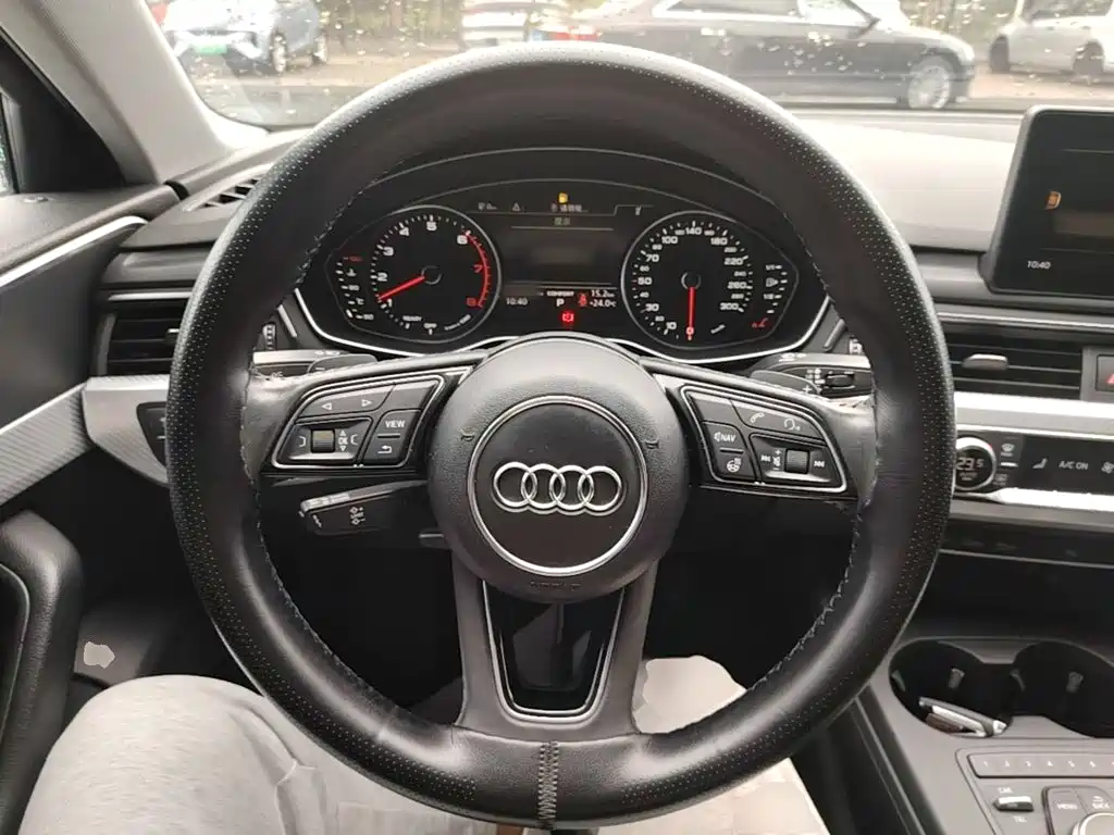 Audi A4L — миниатюра 11