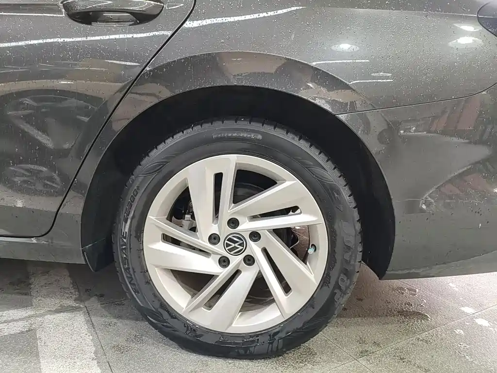 Volkswagen Lamando — миниатюра 16