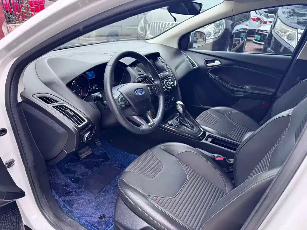 Ford Focus — миниатюра 4