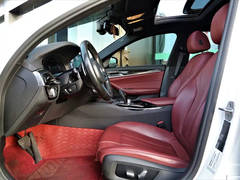 BMW 5 Series — миниатюра 14