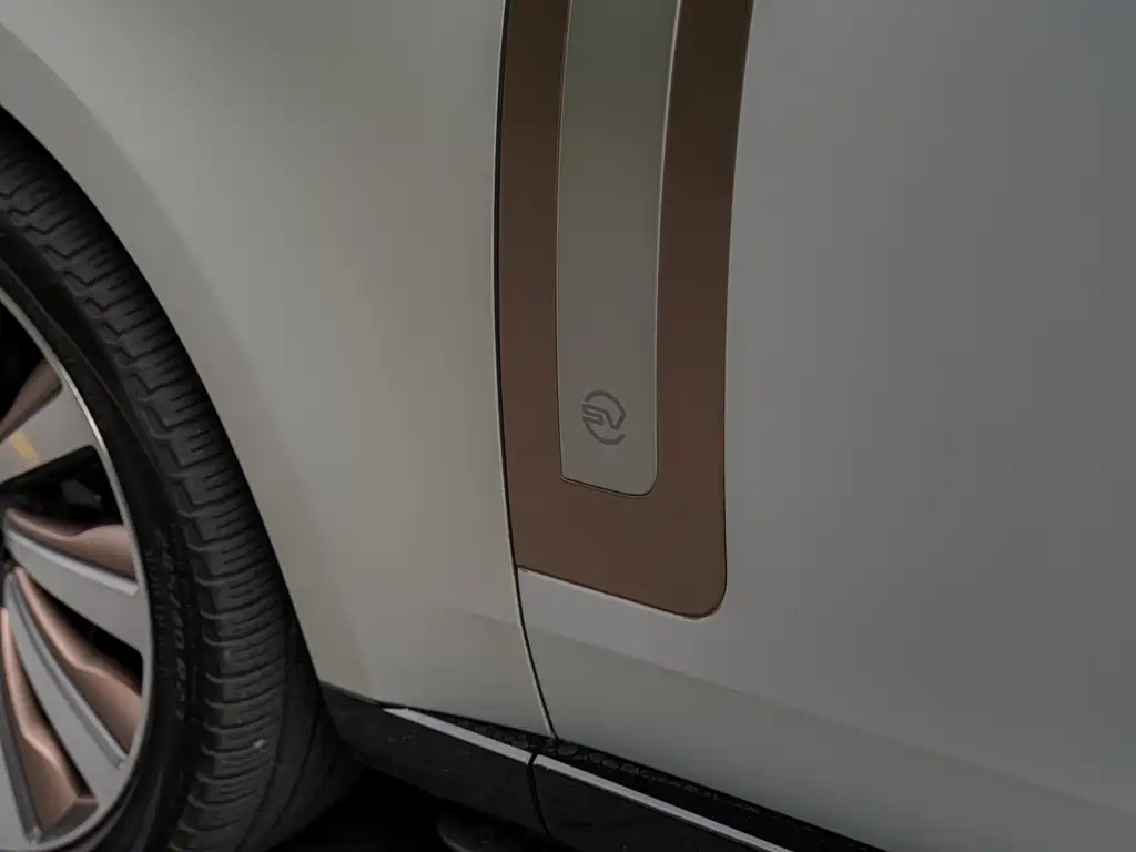 Land Rover Range Rover — миниатюра 11