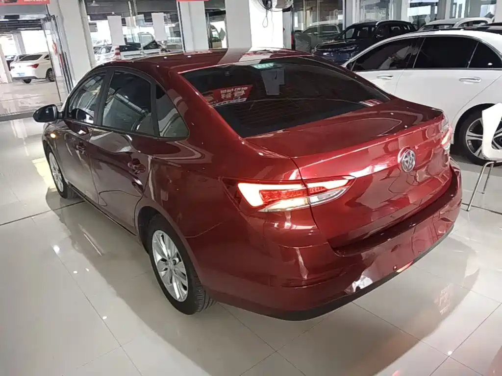 Buick Excelle — миниатюра 5