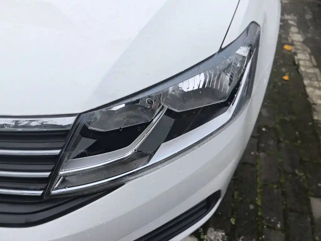 Volkswagen Lavida 2019 — фото 23