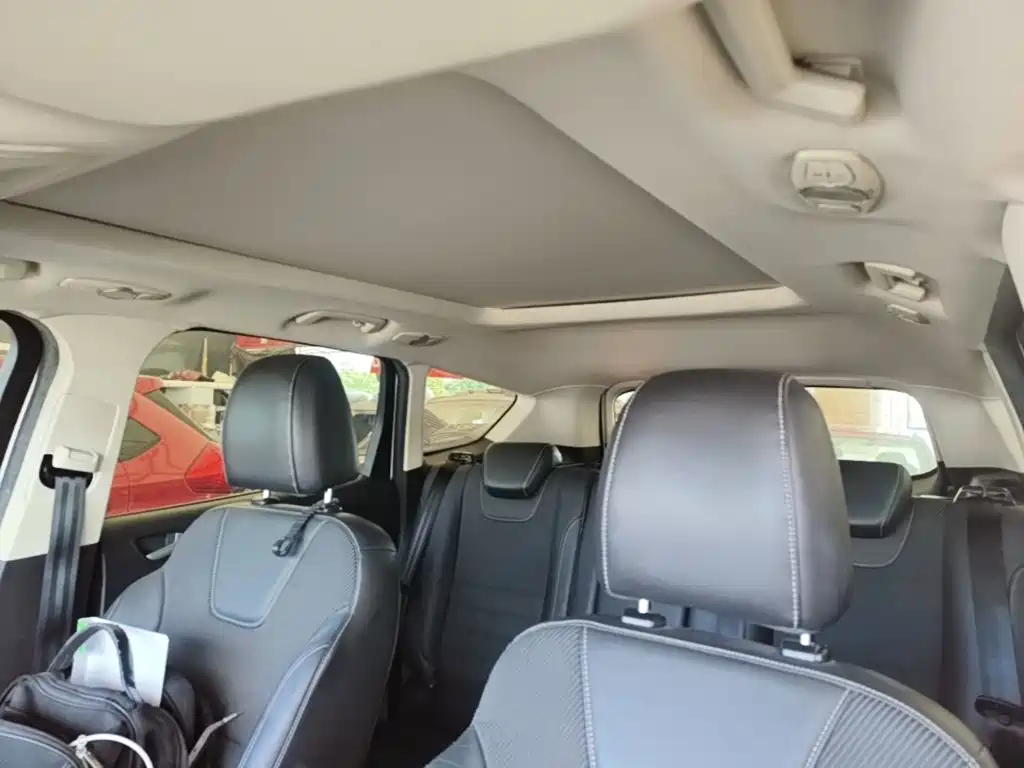 Ford Kuga — миниатюра 18