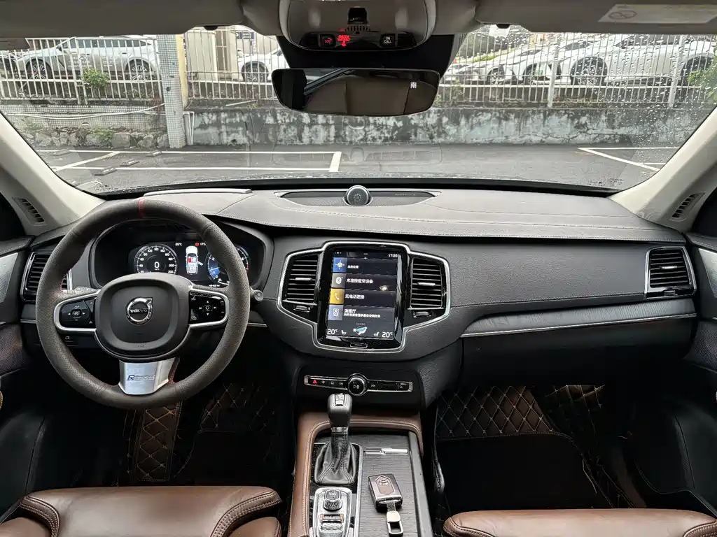 Volvo XC90 — миниатюра 12