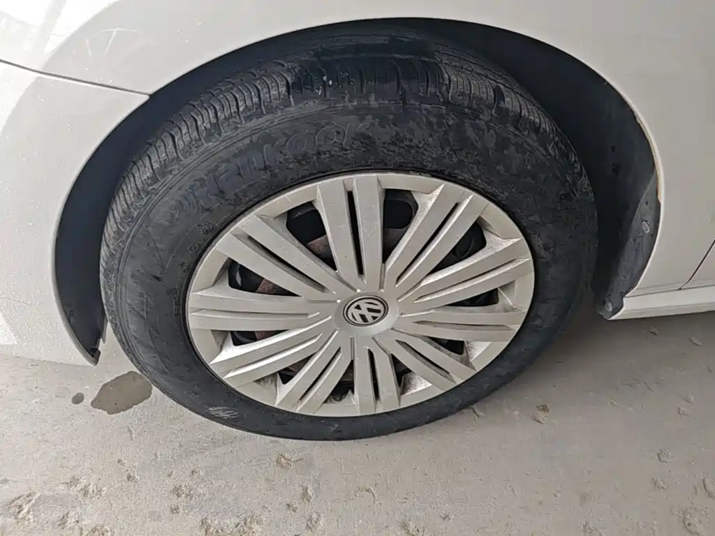 Volkswagen Polo — миниатюра 23