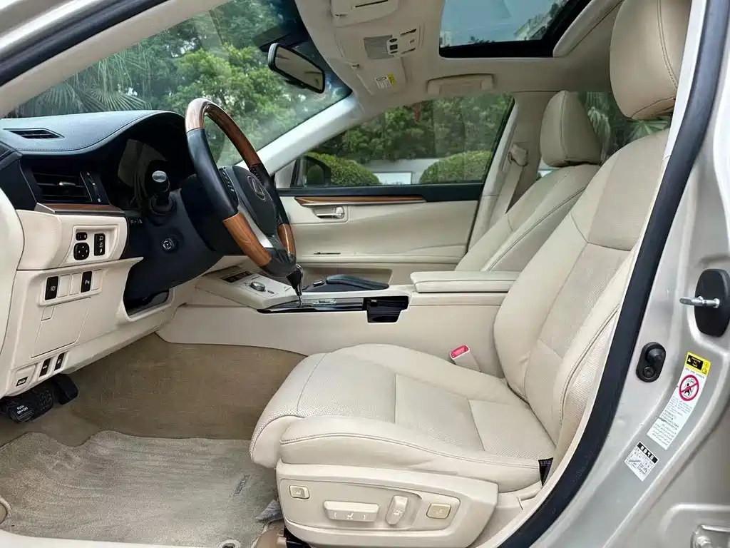 Lexus ES — миниатюра 4