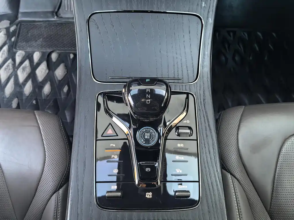BYD Han — миниатюра 11