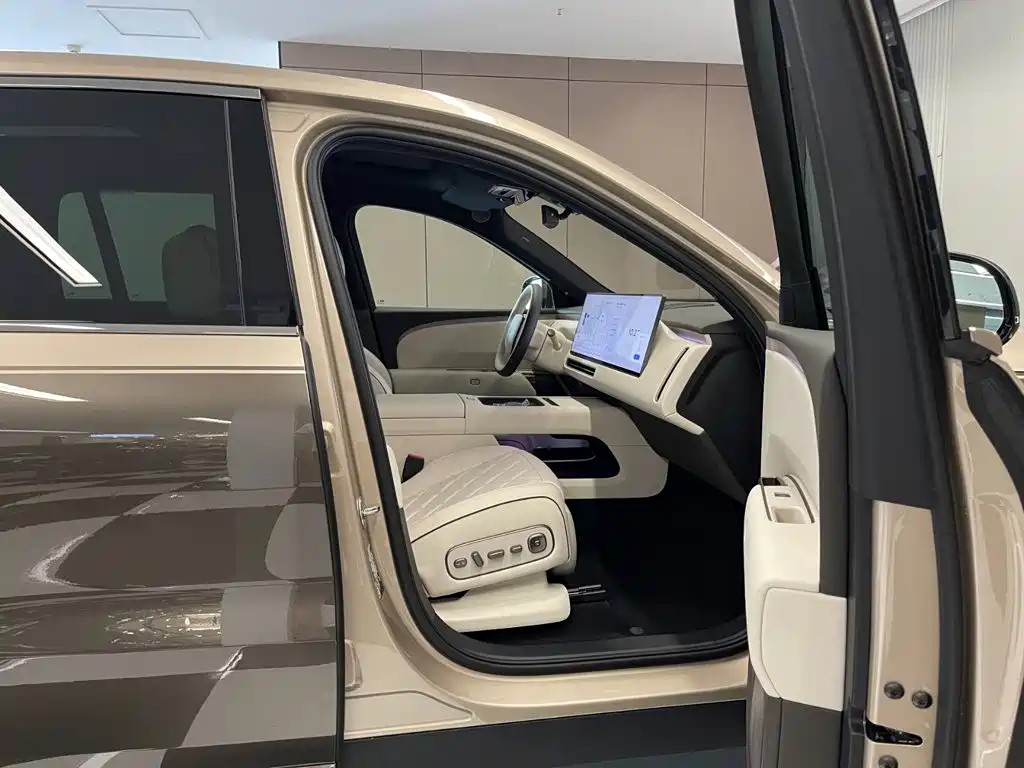 Li Auto Li L9 — миниатюра 28