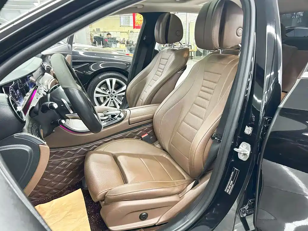 Mercedes-Benz E-Class — миниатюра 15