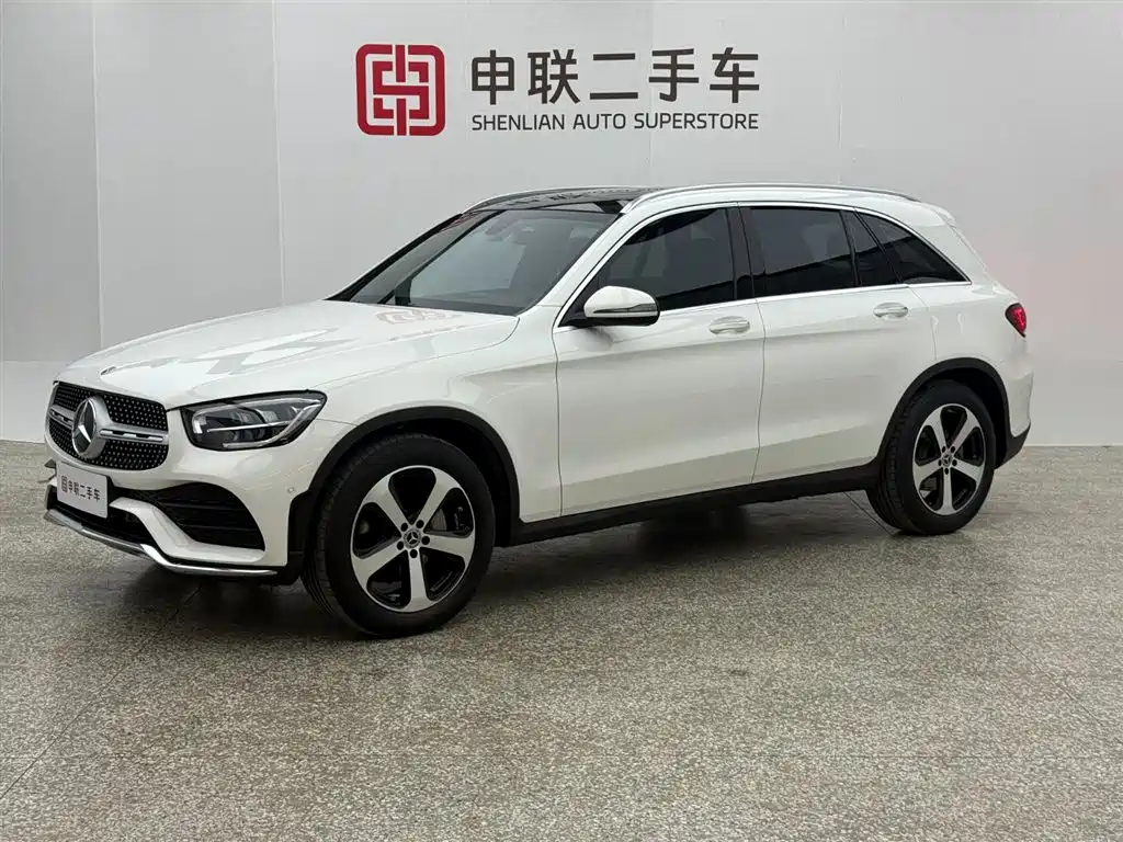 MERCEDES-BENZ GLC