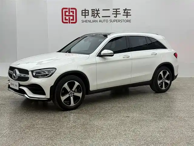 MERCEDES-BENZ GLC 2022
