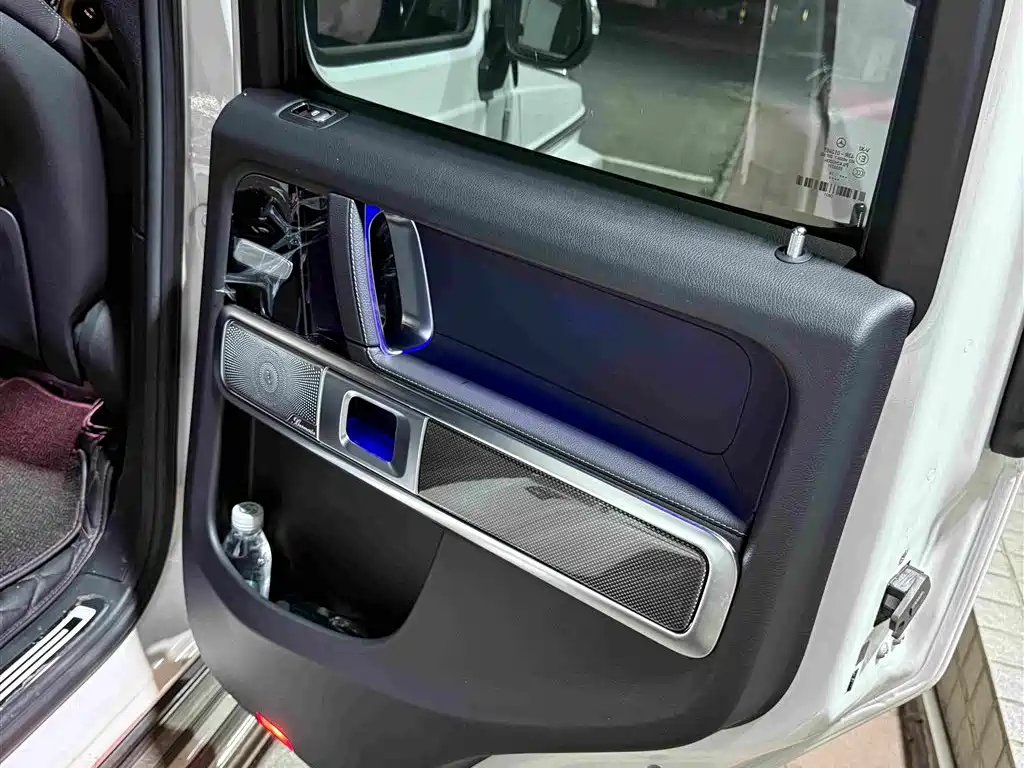 Mercedes-Benz G-Class — миниатюра 6