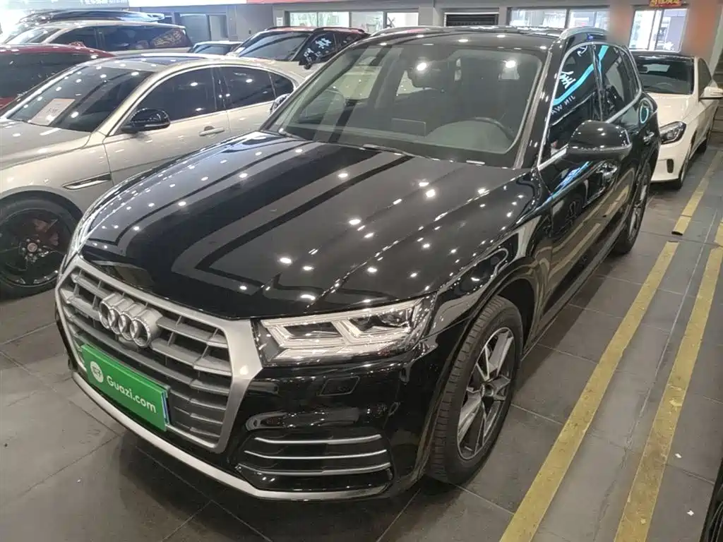 Audi Q5L 2020